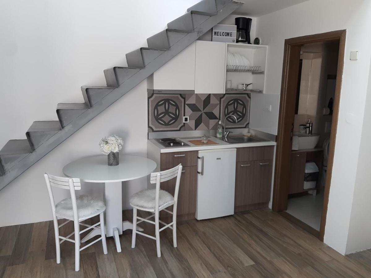 Centar Novi Sad-Apartman No 3 エクステリア 写真